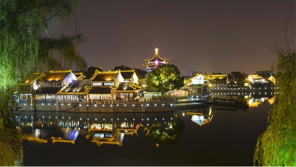 景觀亮化設(shè)計不能脫離城市文化主題