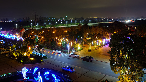 公園燈光亮化設(shè)計要追求個性化的照明風(fēng)格